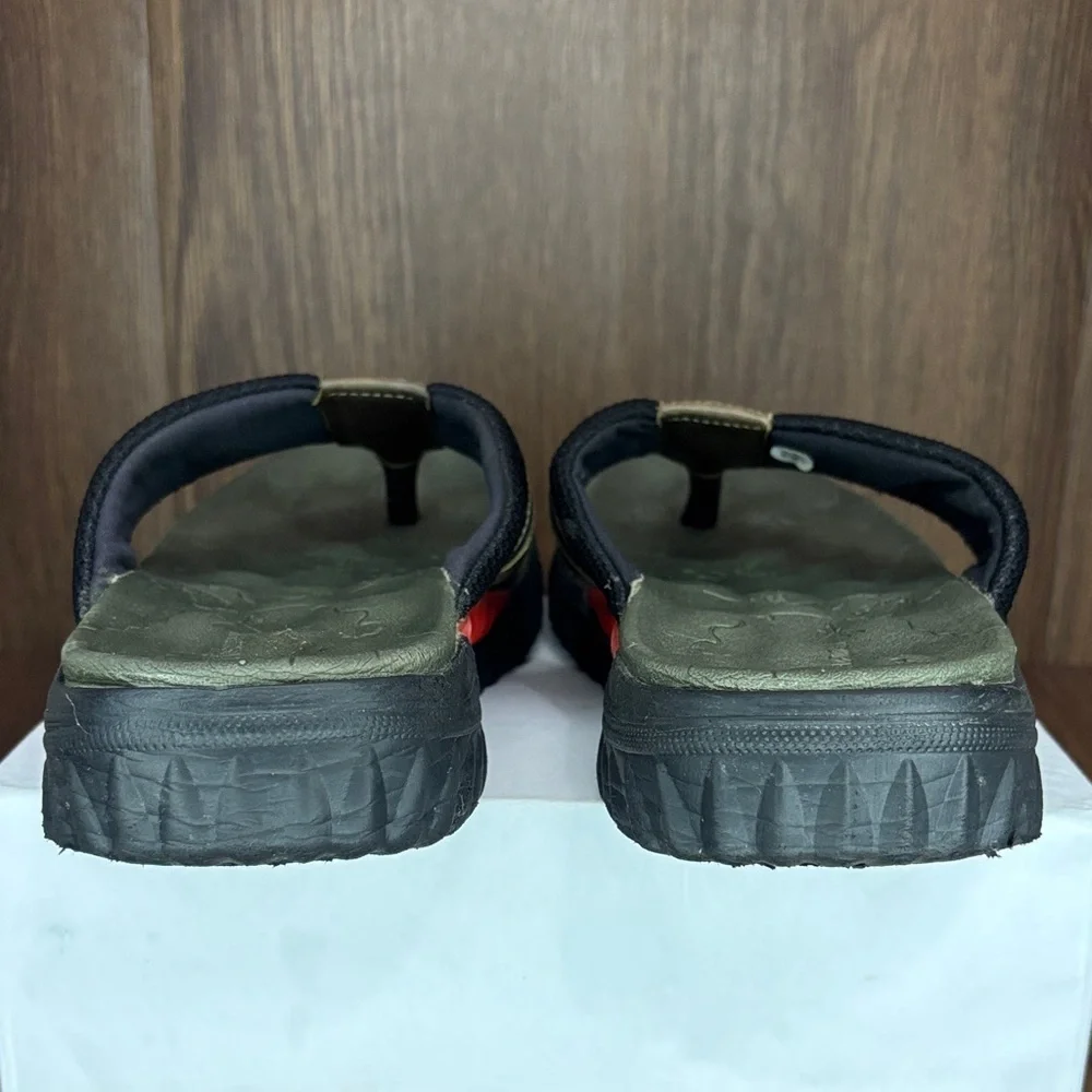 Red Dragonfly Buckaroo Men’s Flip Flops Olive Black Size 9 Comfort Sandals